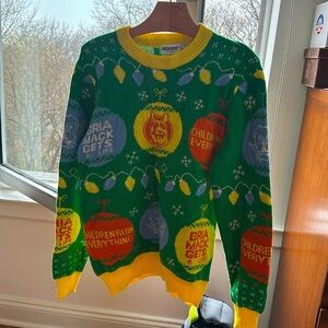 The world‘s strangest Christmas sweater - Size M